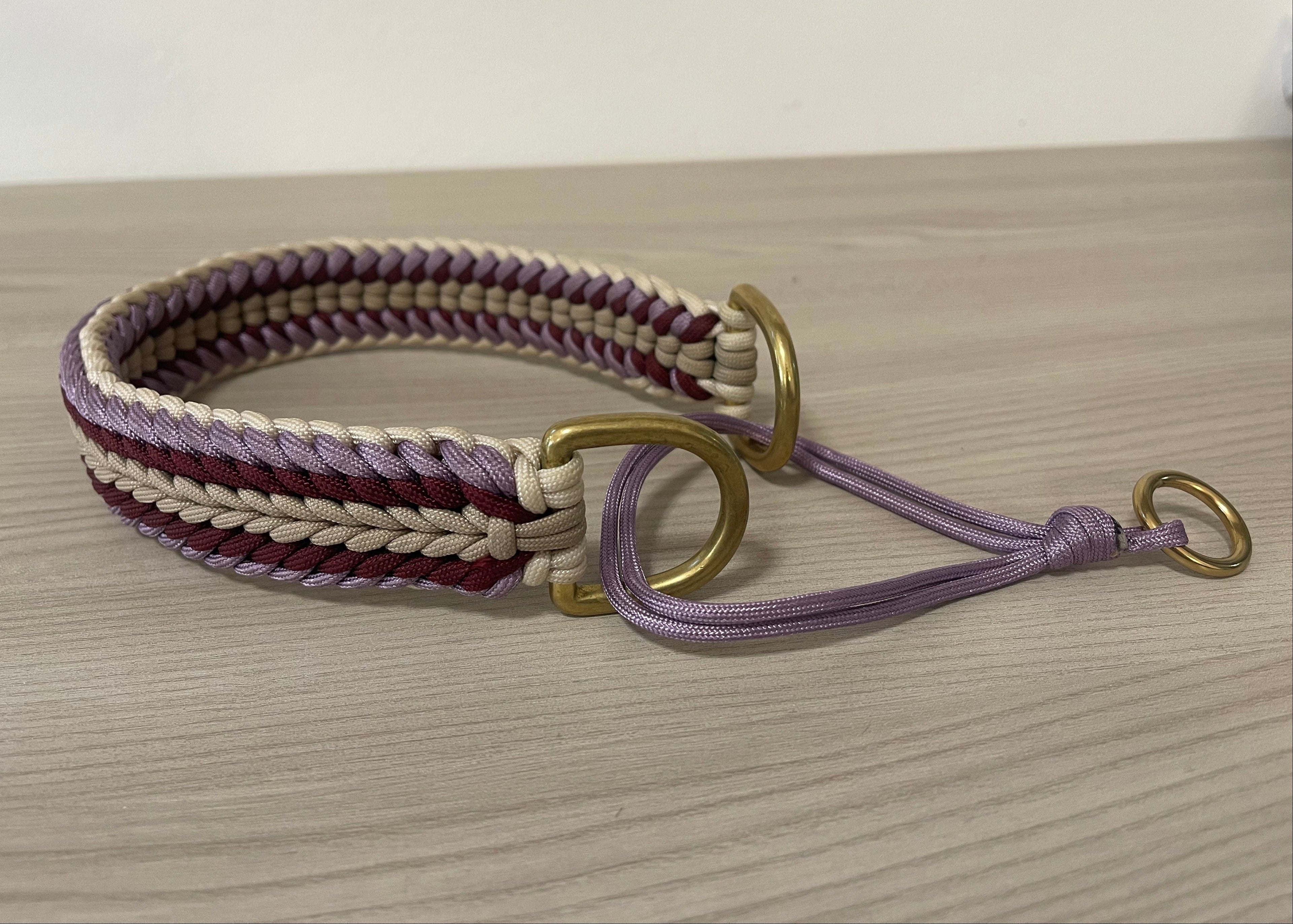 Collare in paracord semi strozzo