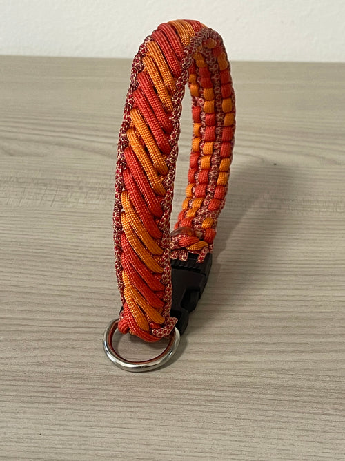 Collare in paracord